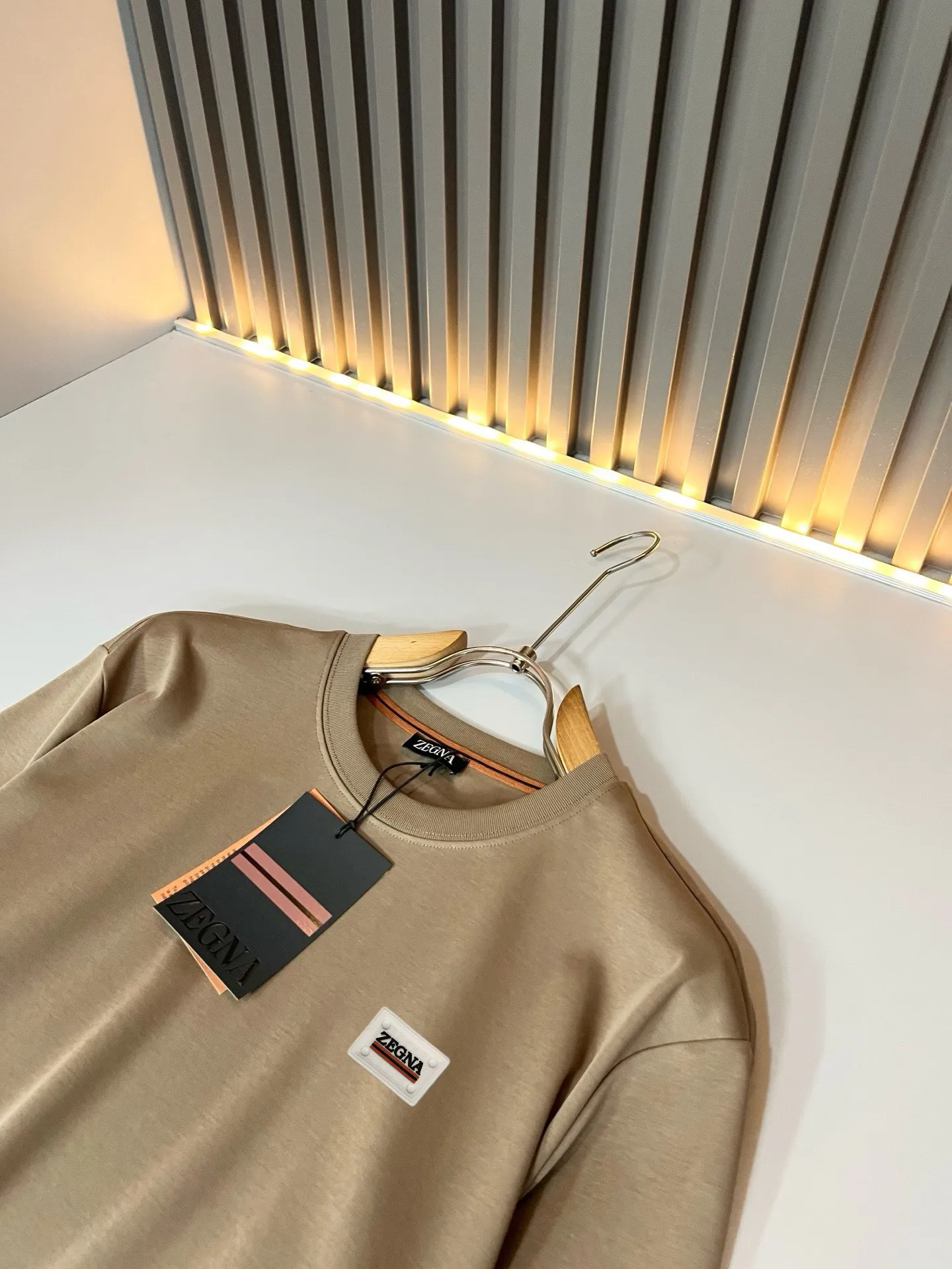 ，Ermenegildo Zeg*a * 2026 T ， ！ Classic ！ ！ ， 、 ！ 、 … Quality 。Size：M-3XL